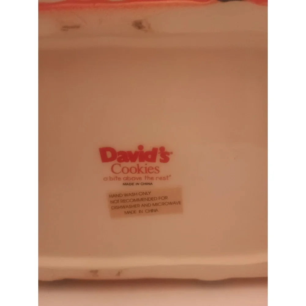 David's Cookies Red Handbag Ceramic Cookie Jar with Lid 6/4/6